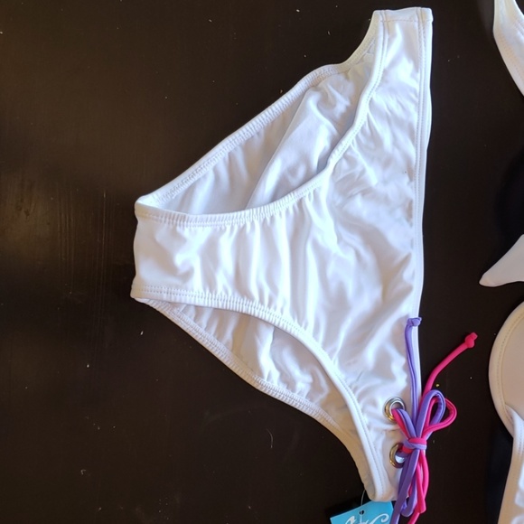 NWT CALIFORNIA WAVES BIKINI - Picture 4 of 5
